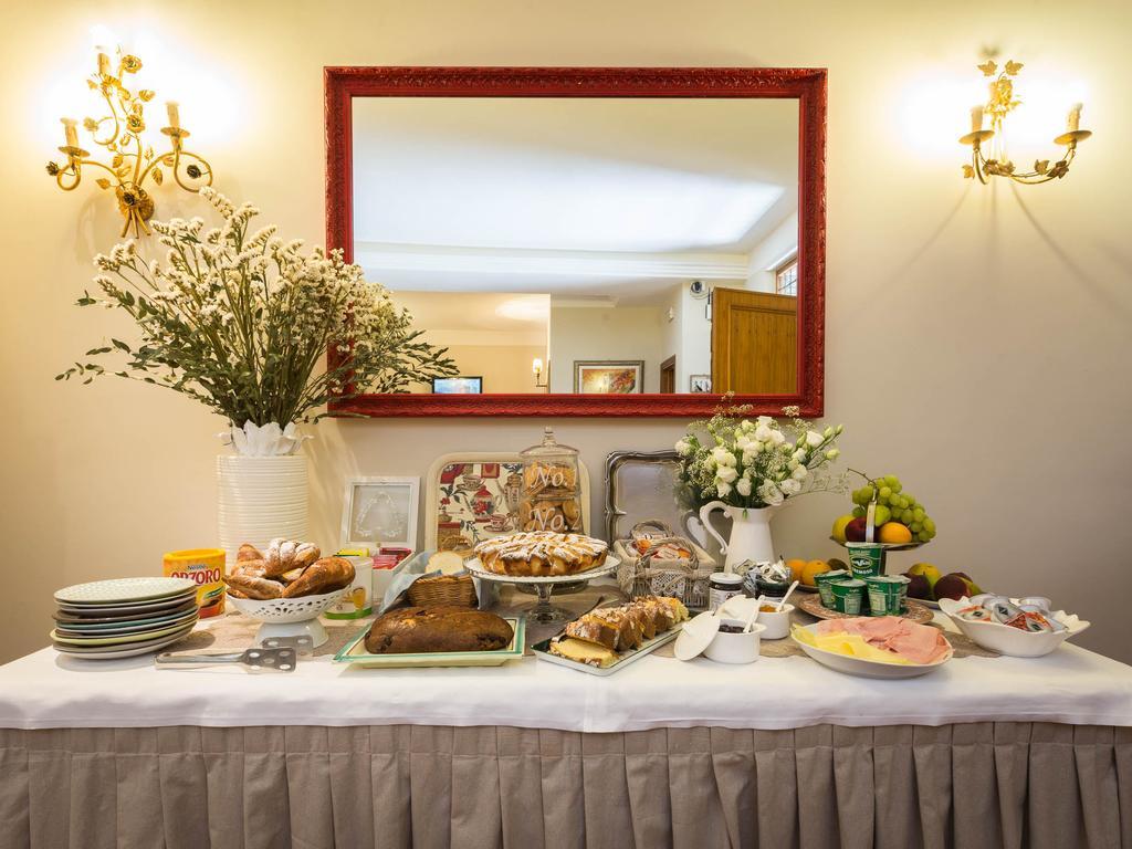 Hotel Lieto Soggiorno Ассізі Екстер'єр фото